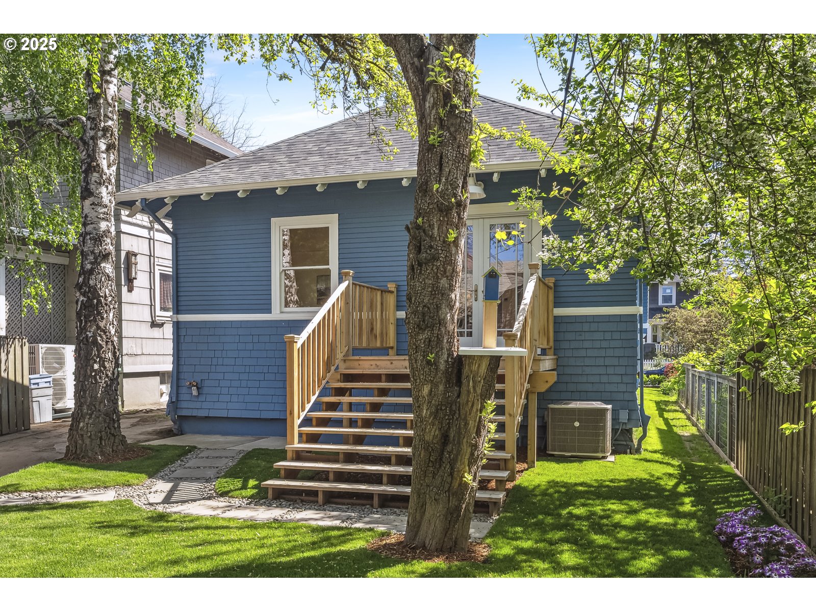 1725 SE 33RD AVE