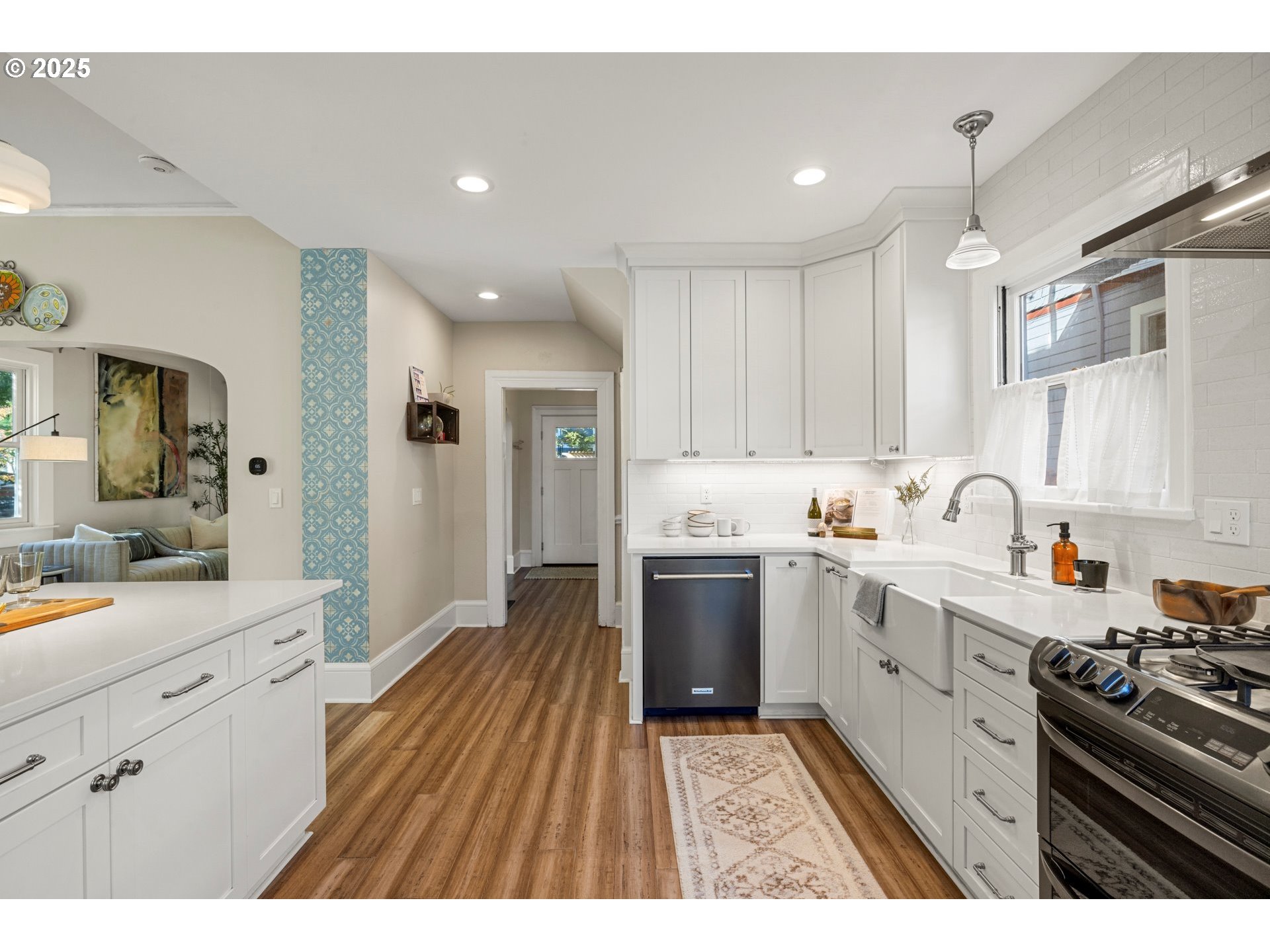 3312 S CORBETT AVE, Portland