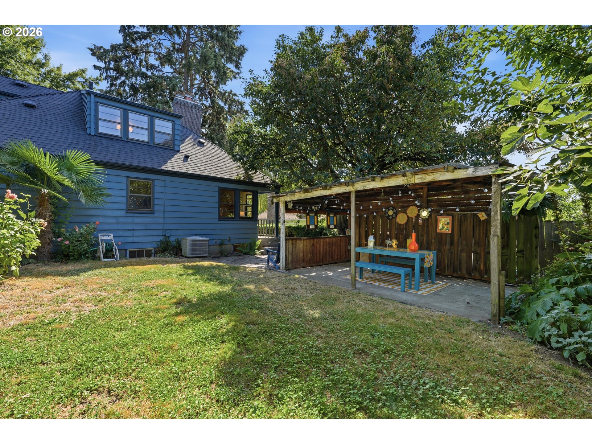 4115 NE 17TH AVE