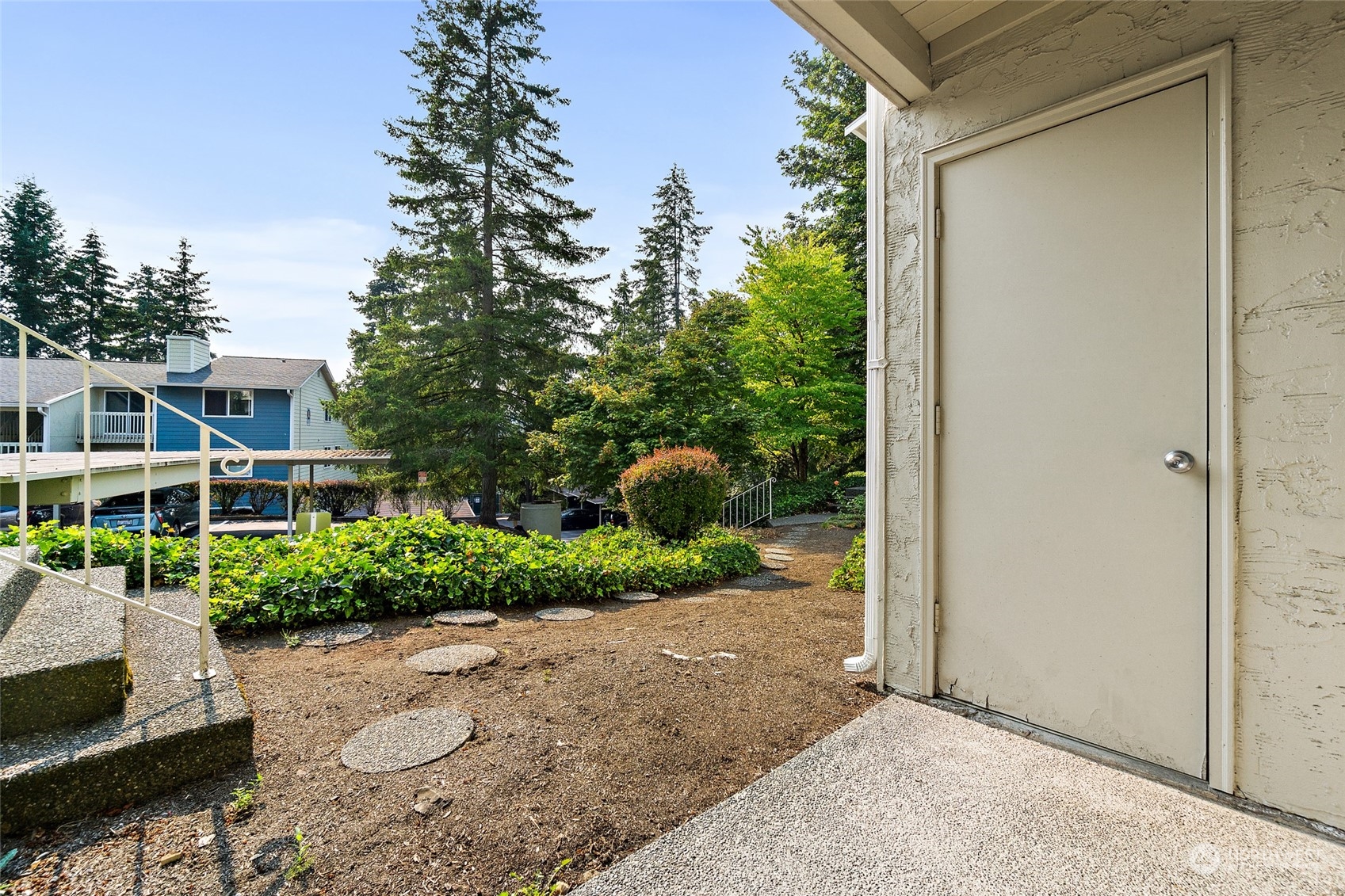 9494 Redmond-Woodinville Road NE Unit: B105