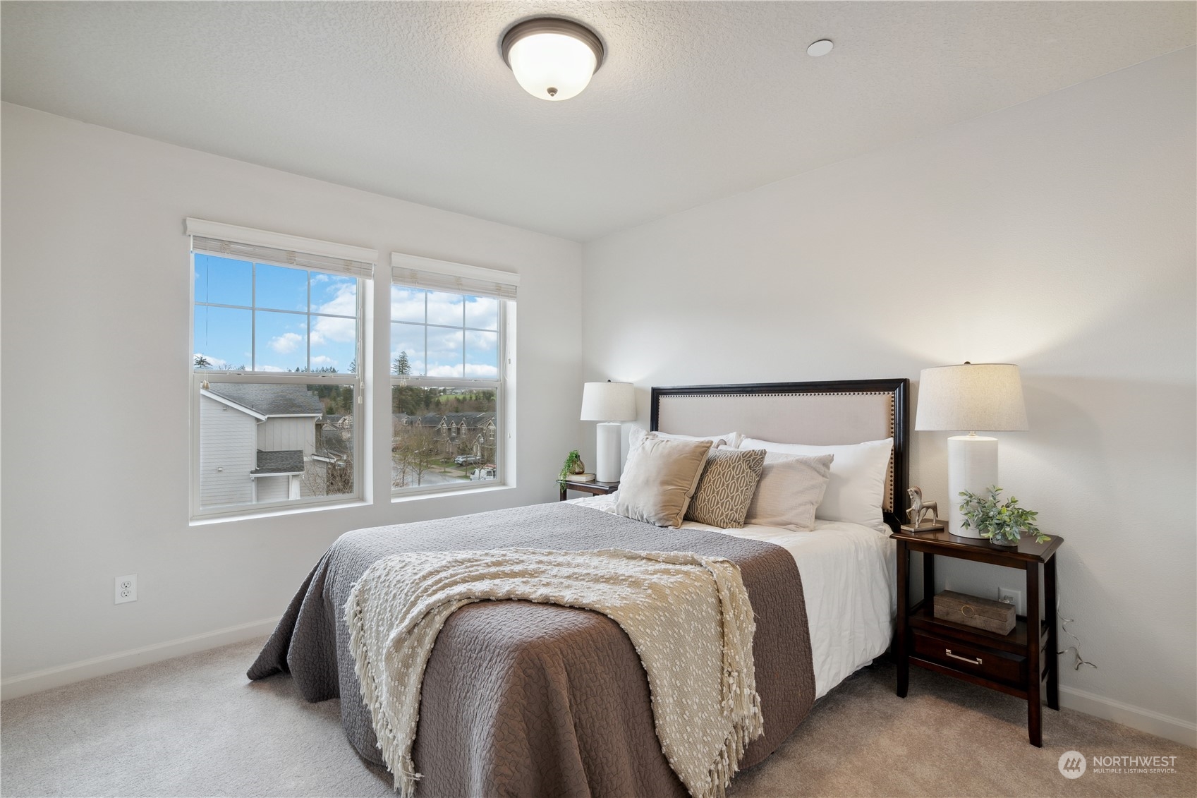 2120 NE Verbena Lane