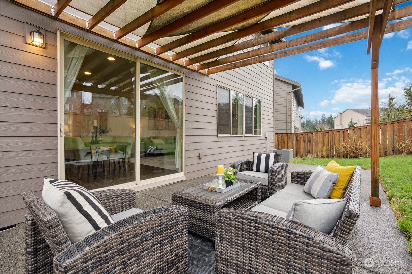 2120 NE Verbena Lane
