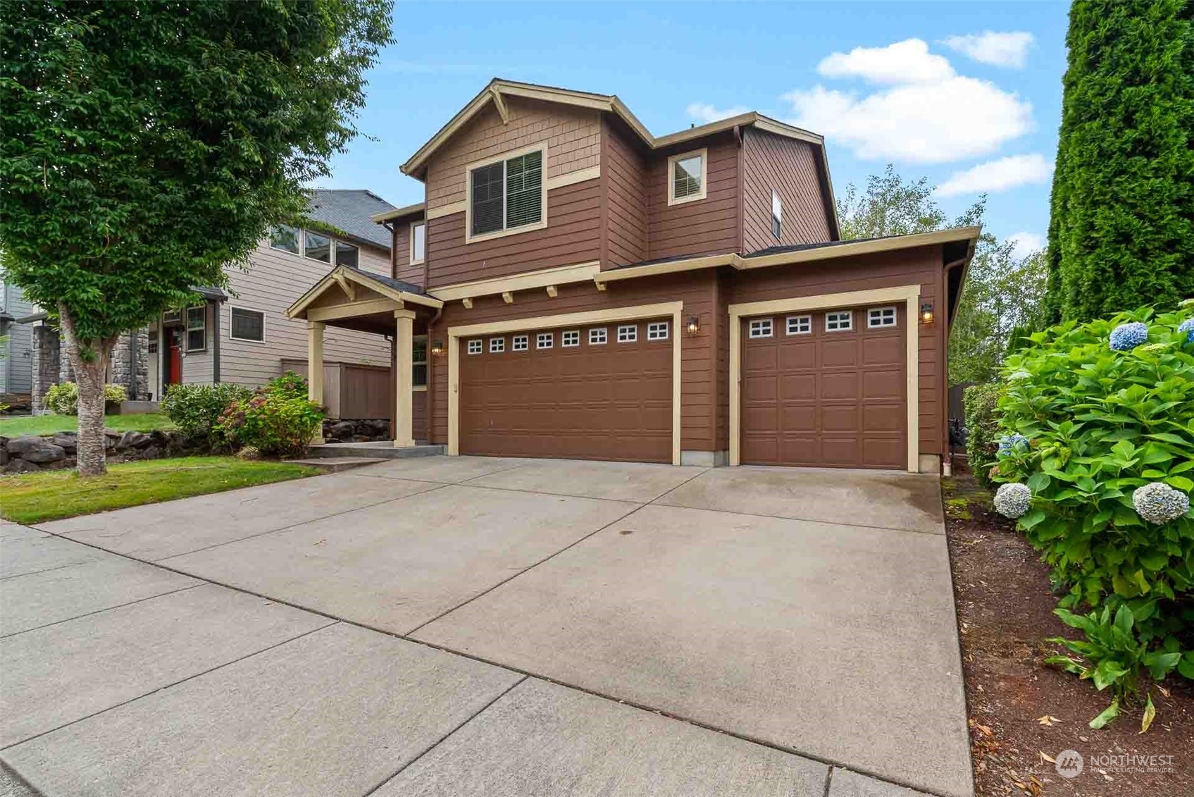 3208 NW 46TH Loop