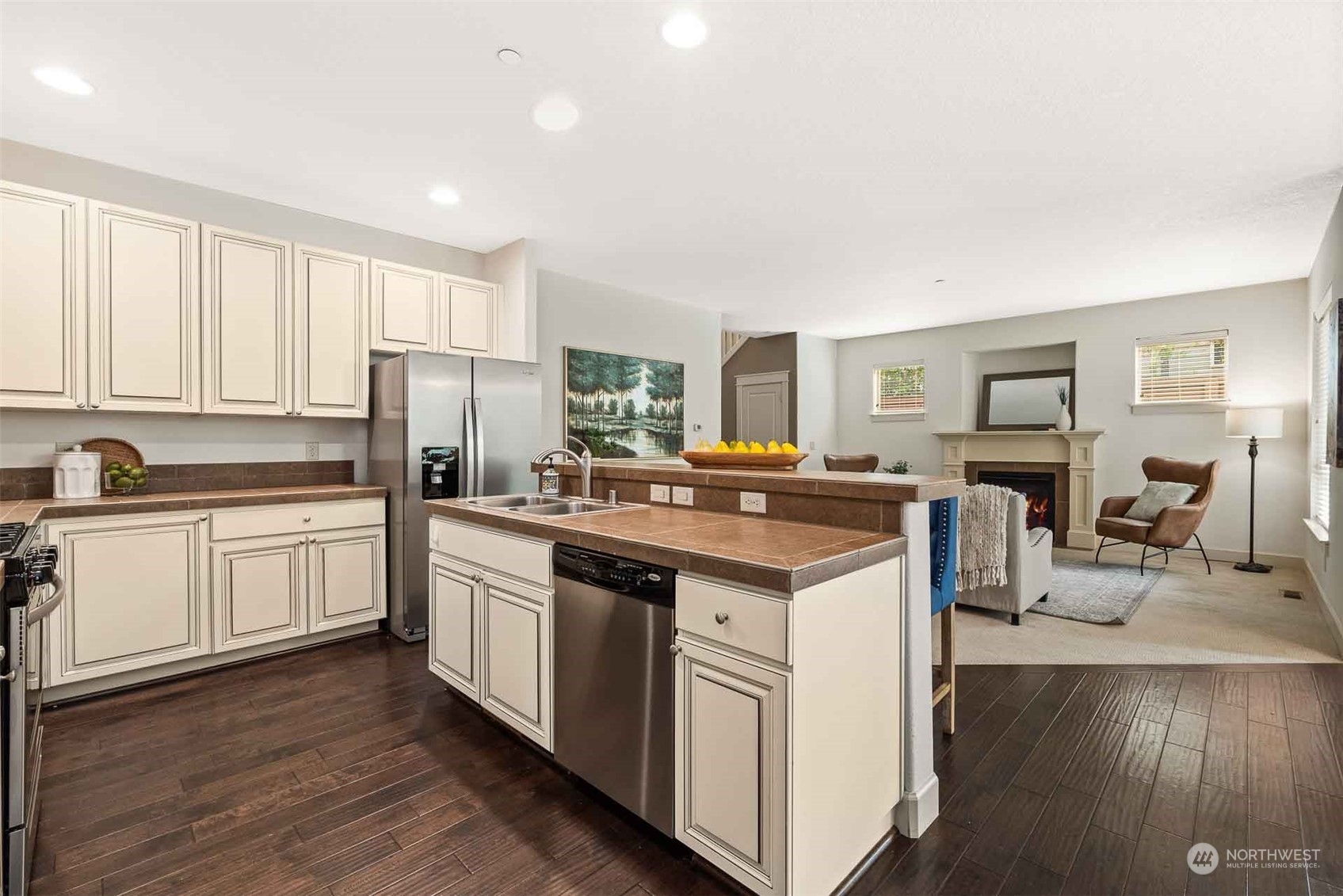3208 NW 46TH Loop