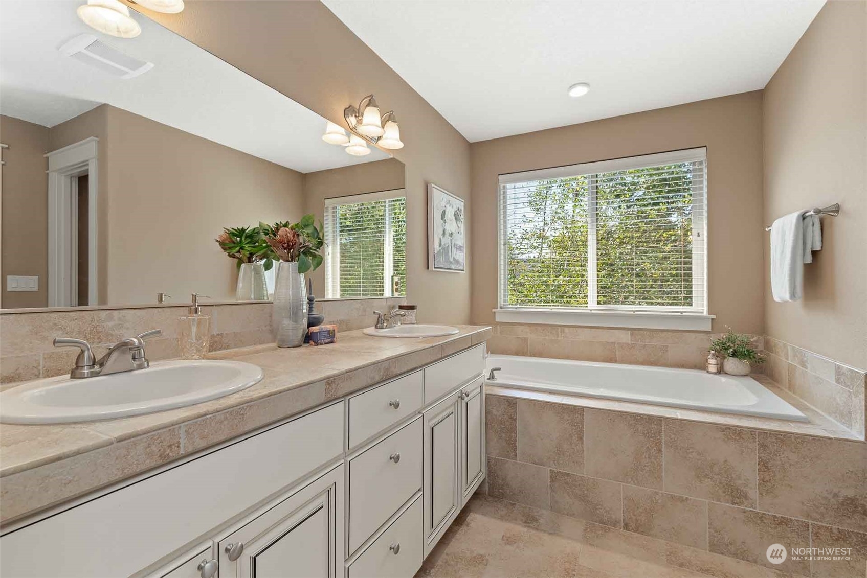 3208 NW 46TH Loop