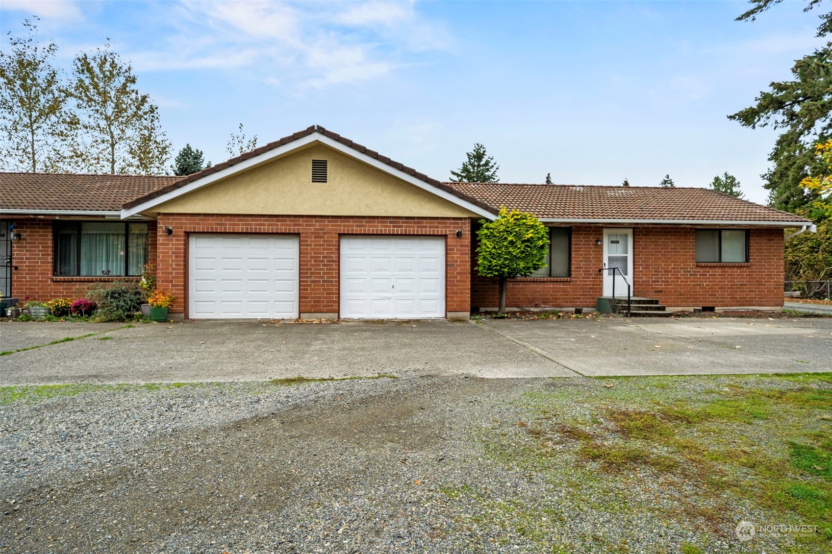 10006 10008 Mckinley Avenue E