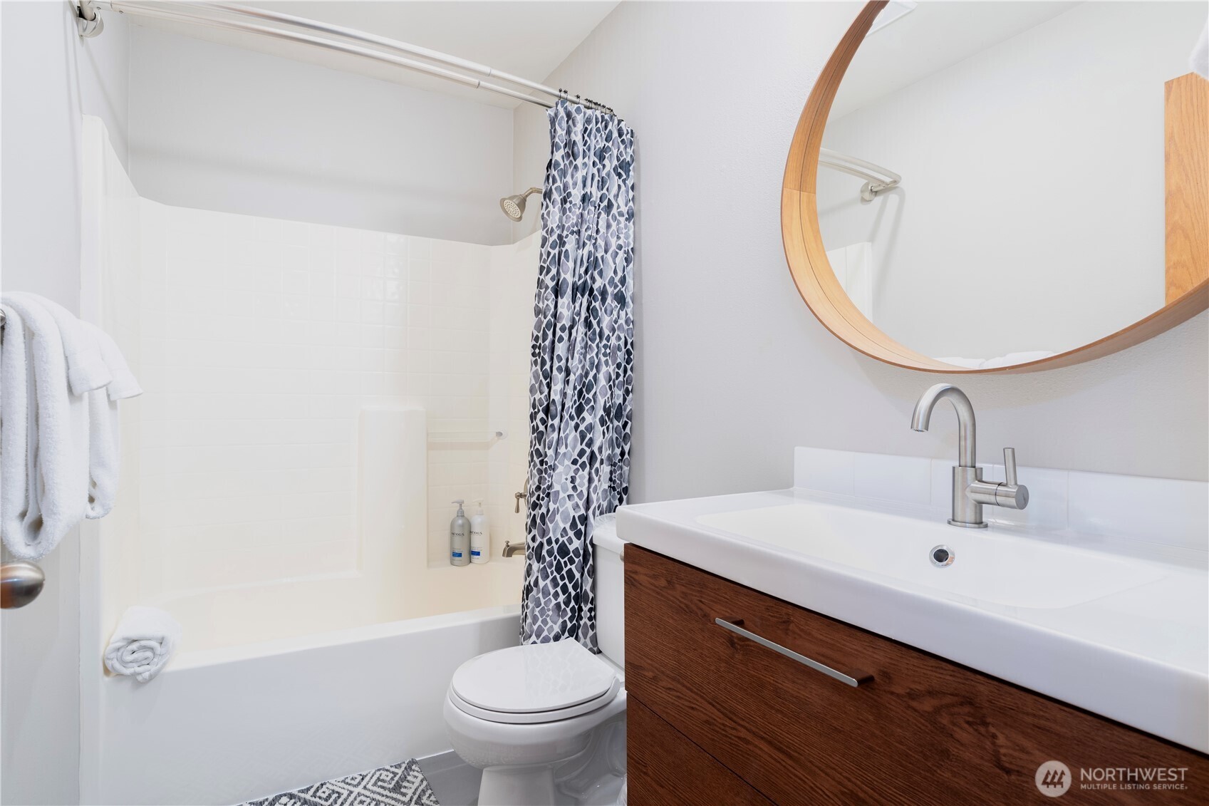 23508 155th Avenue SE Unit: A&B