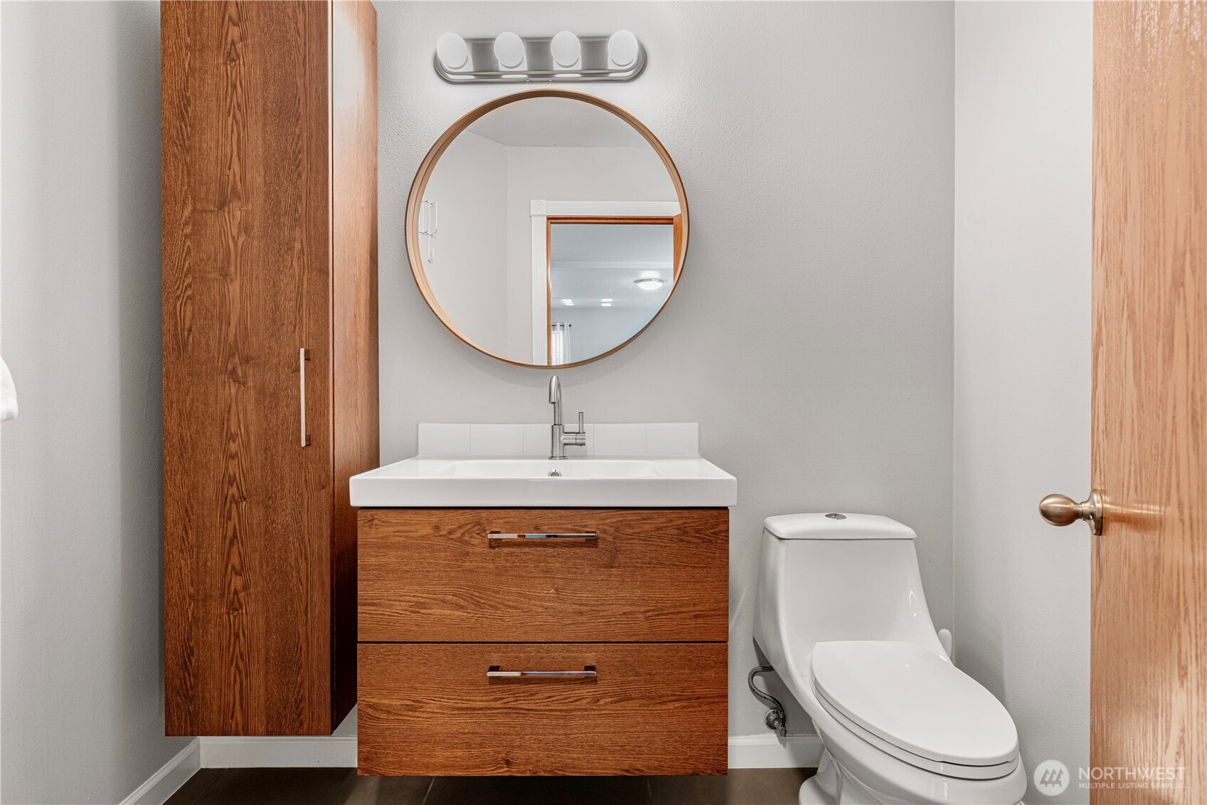 23508 155th Avenue SE Unit: A&B