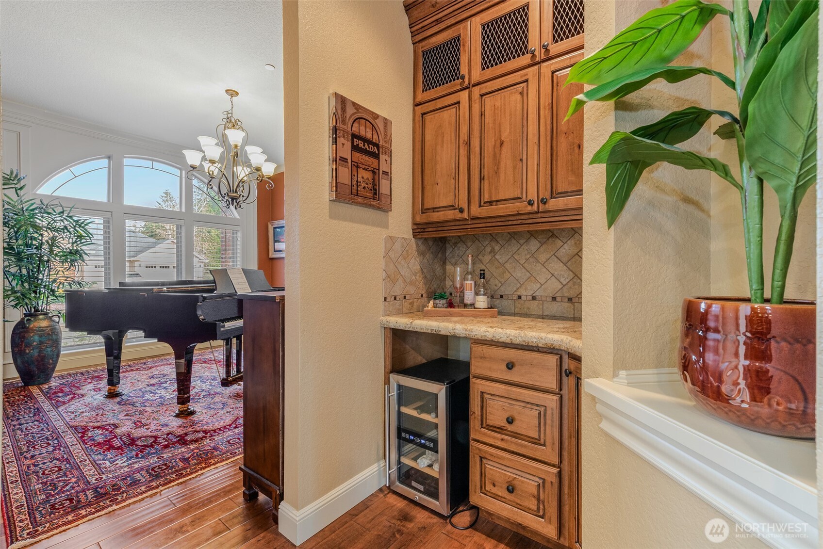 6115 NW Klickitat Court