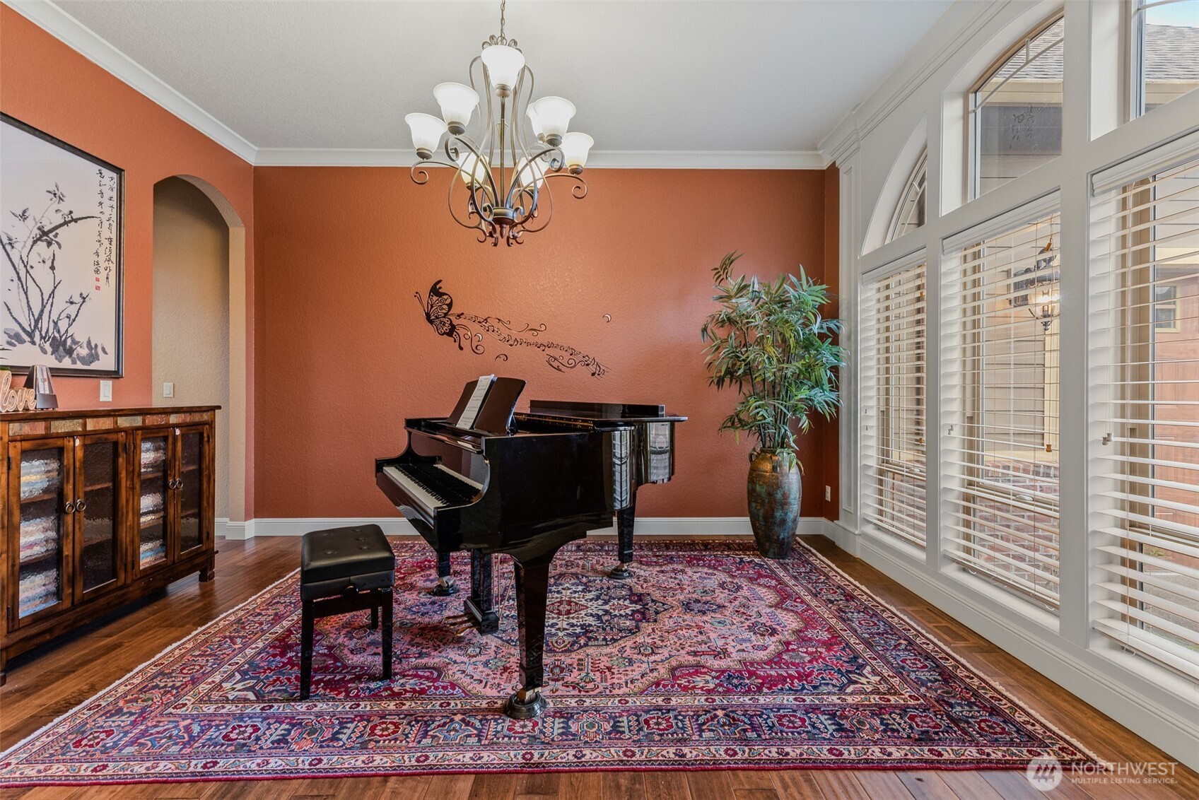 6115 NW Klickitat Court