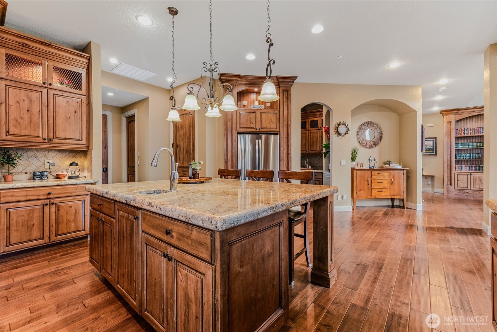 6115 NW Klickitat Court