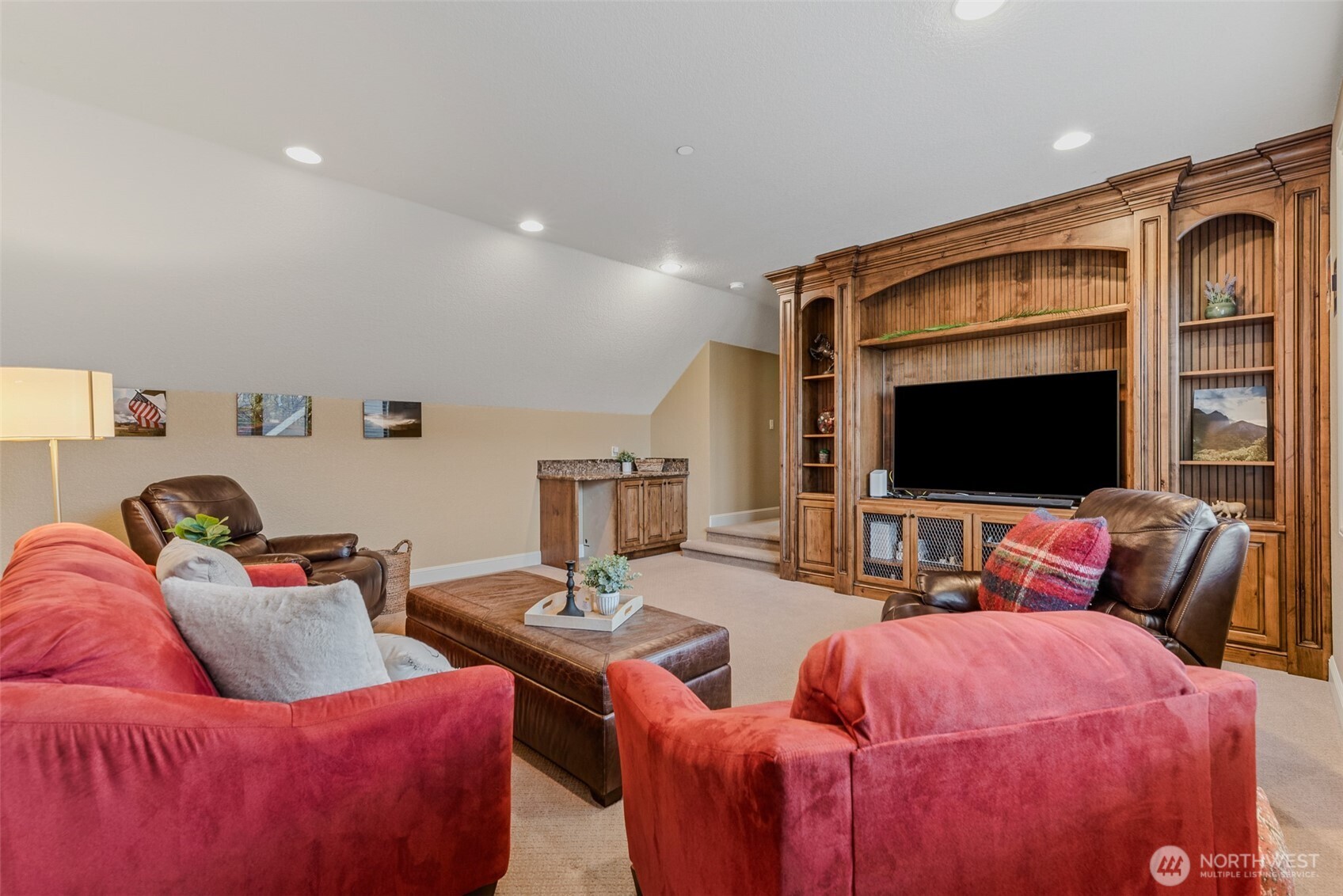 6115 NW Klickitat Court