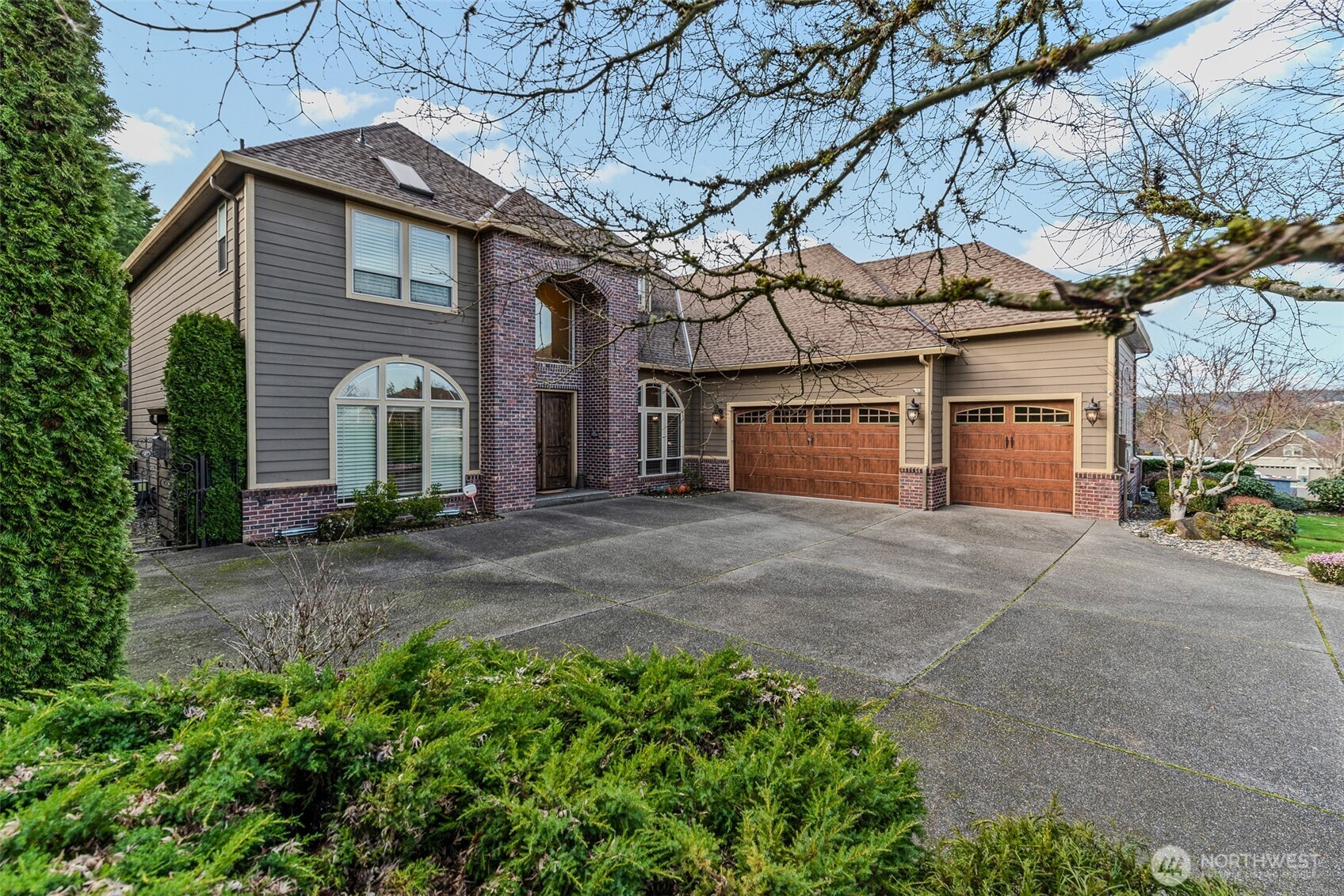 6115 NW Klickitat Court
