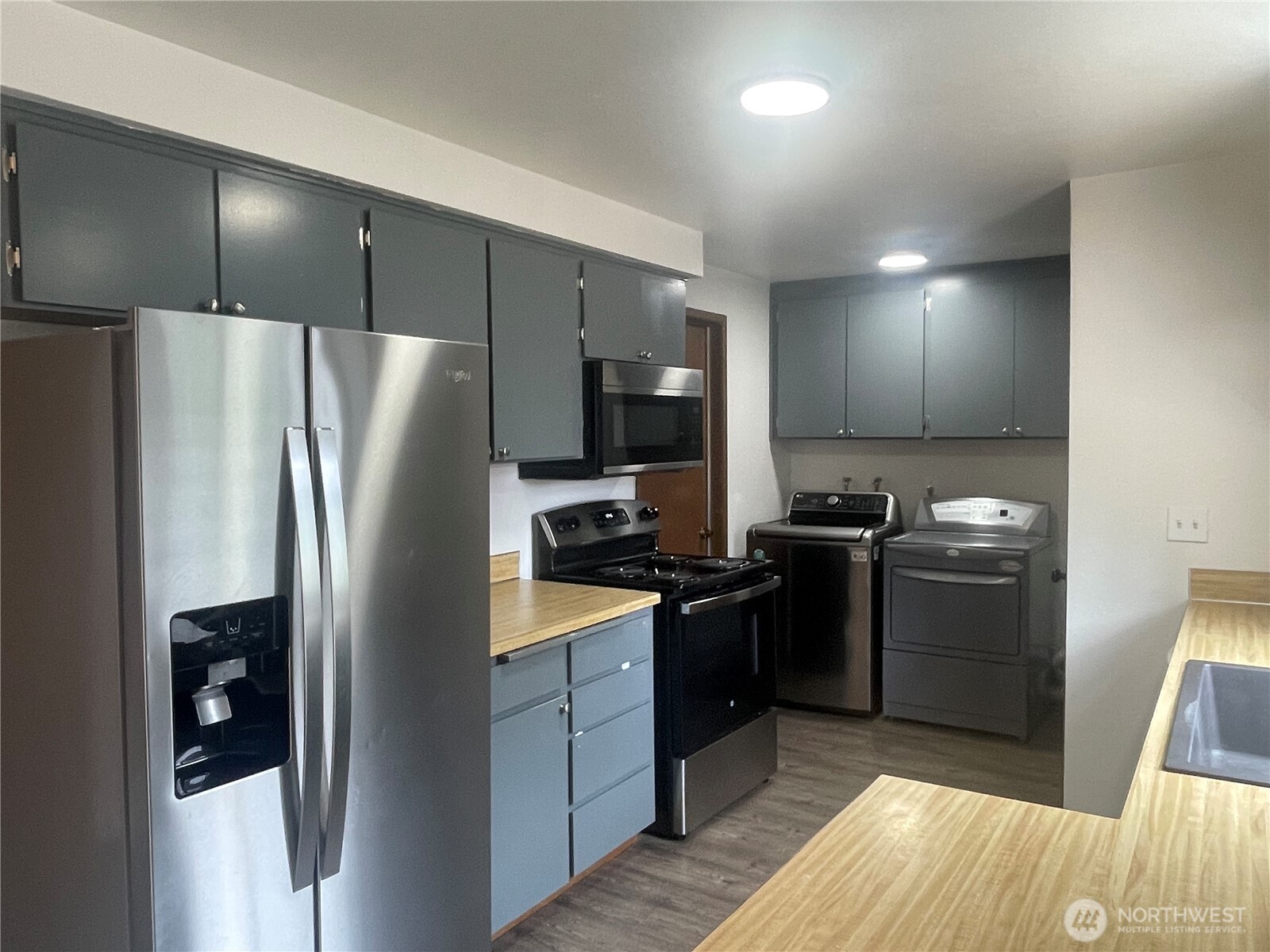 1105 90th Street SW