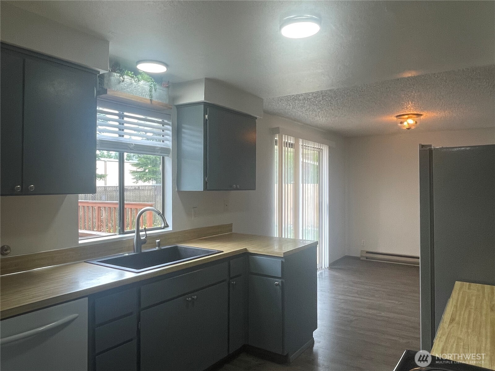 1105 90th Street SW