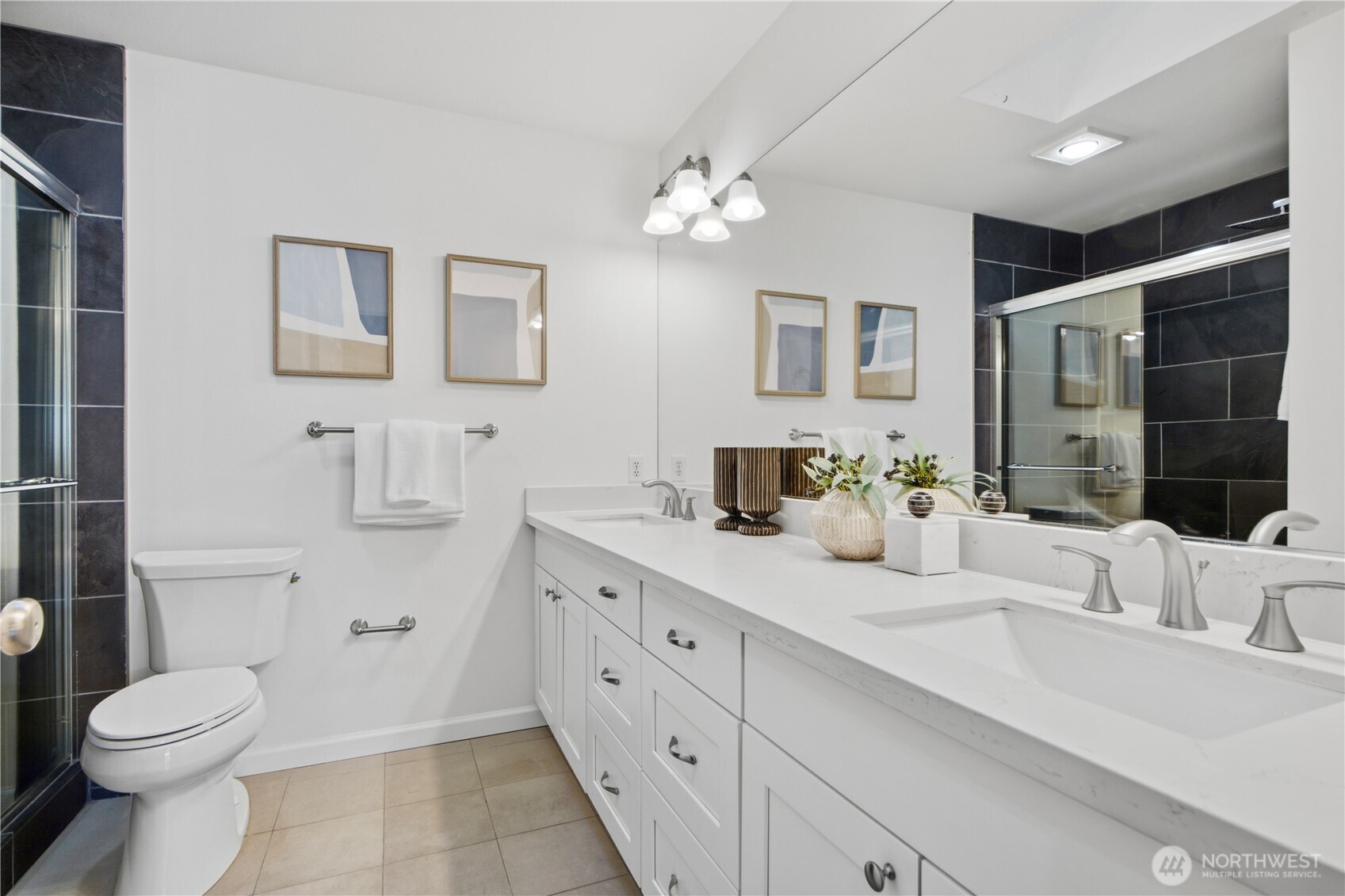 3049 Bellevue Way NE