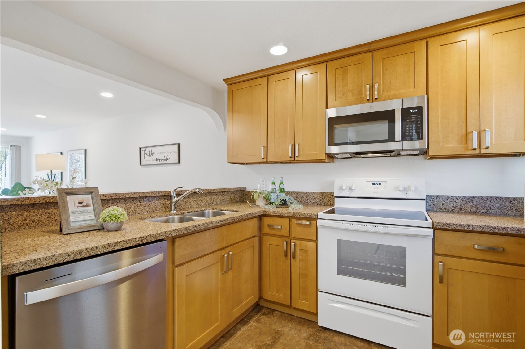 12740 NE 10th Place Unit: E303