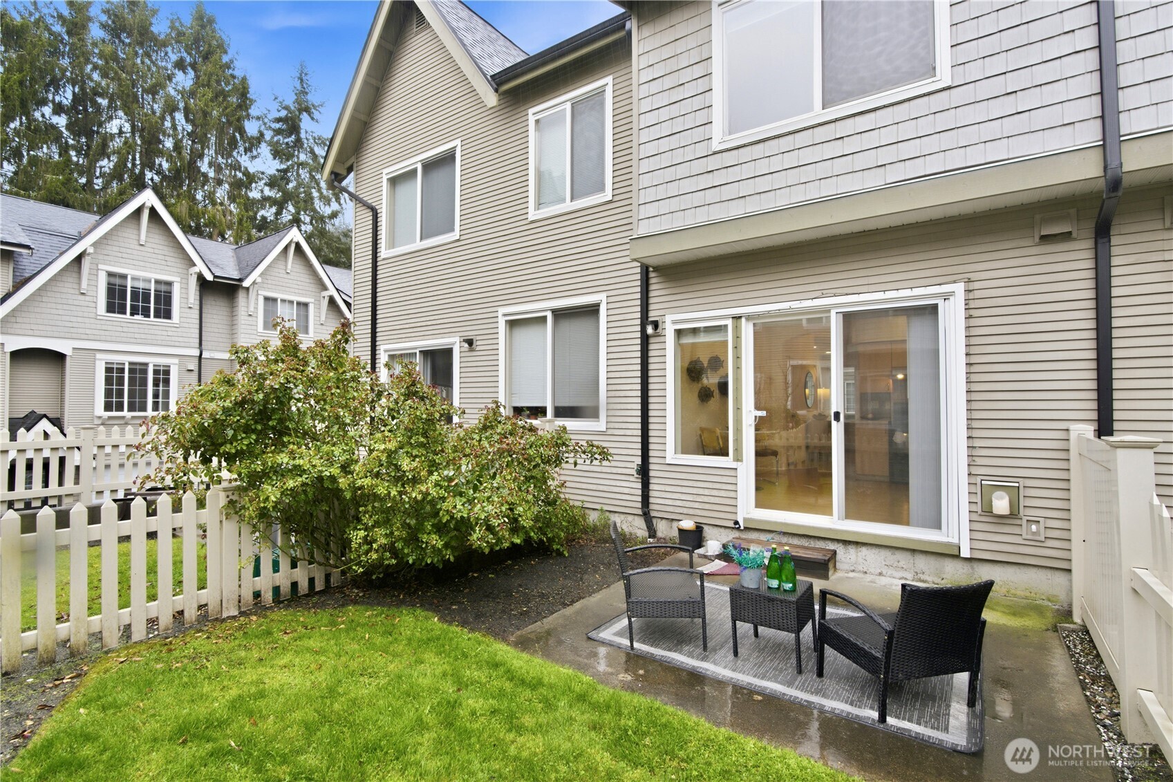 18275 NE 97th Way Unit: 103