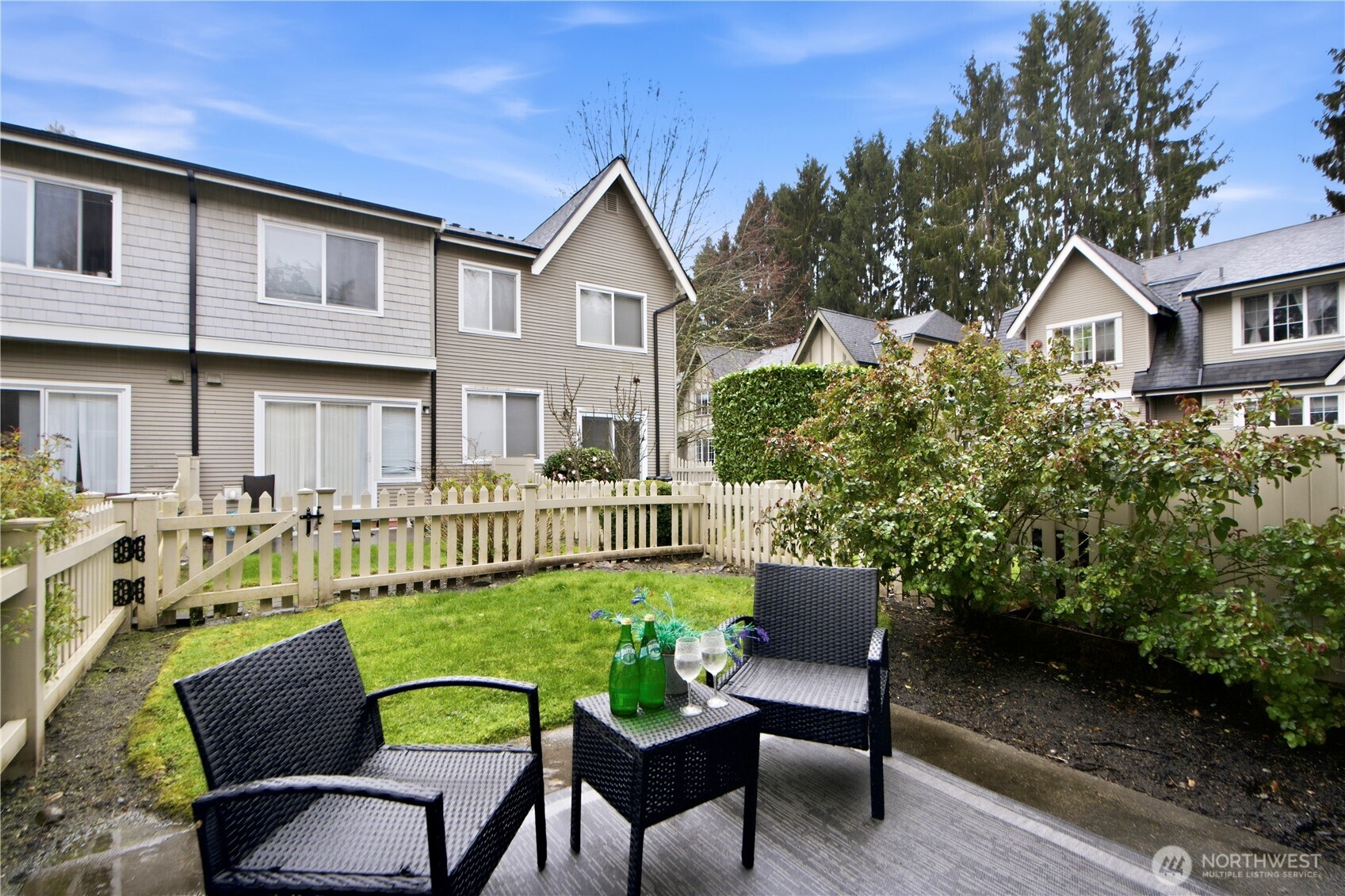 18275 NE 97th Way Unit: 103