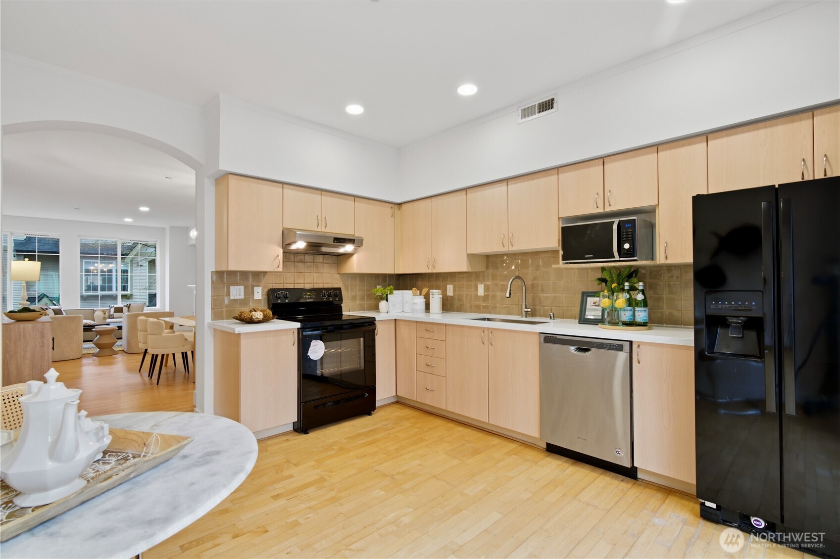 18275 NE 97th Way Unit: 103