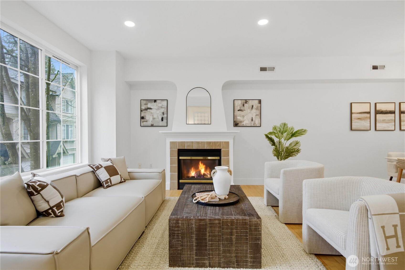 18275 NE 97th Way Unit: 103