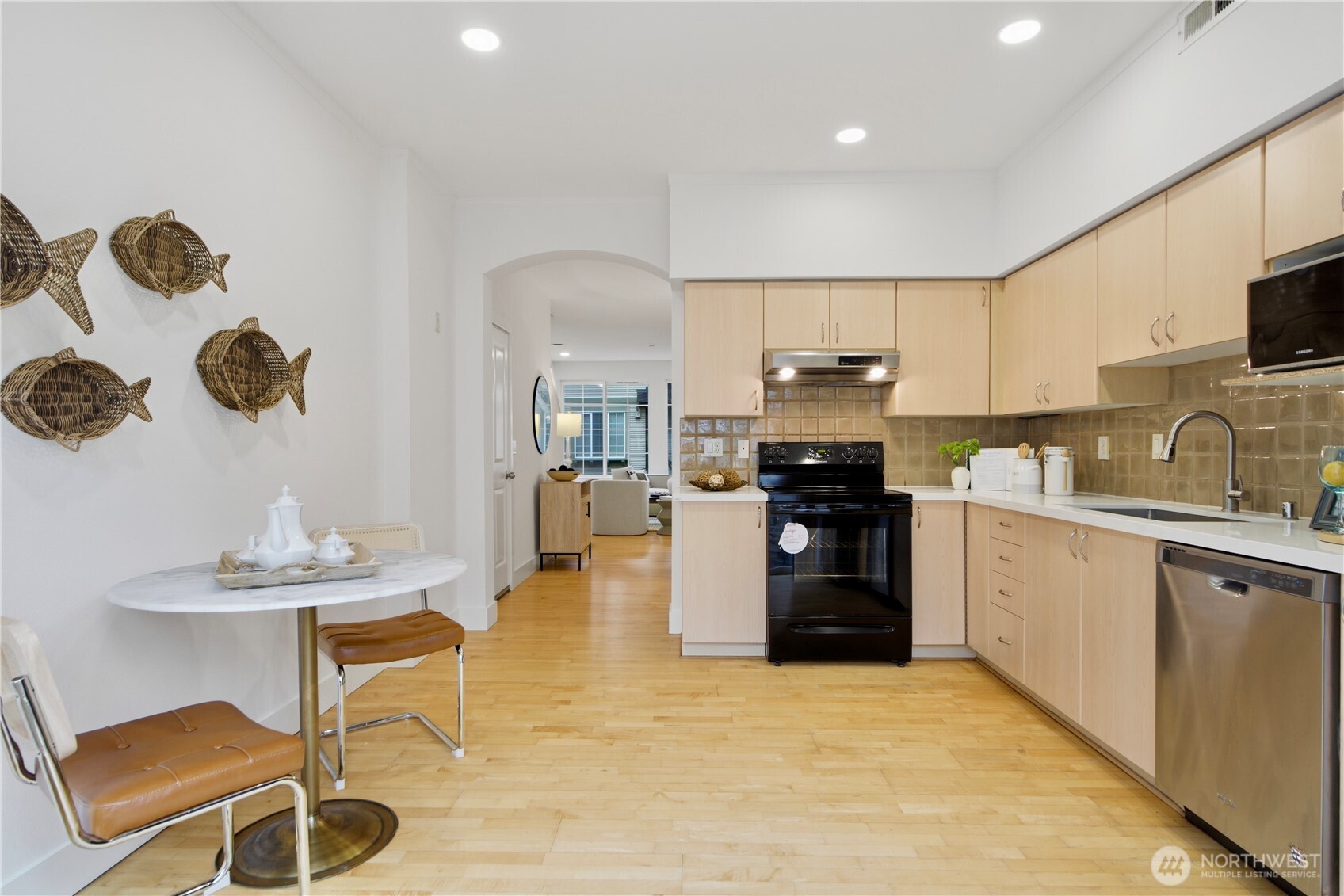 18275 NE 97th Way Unit: 103