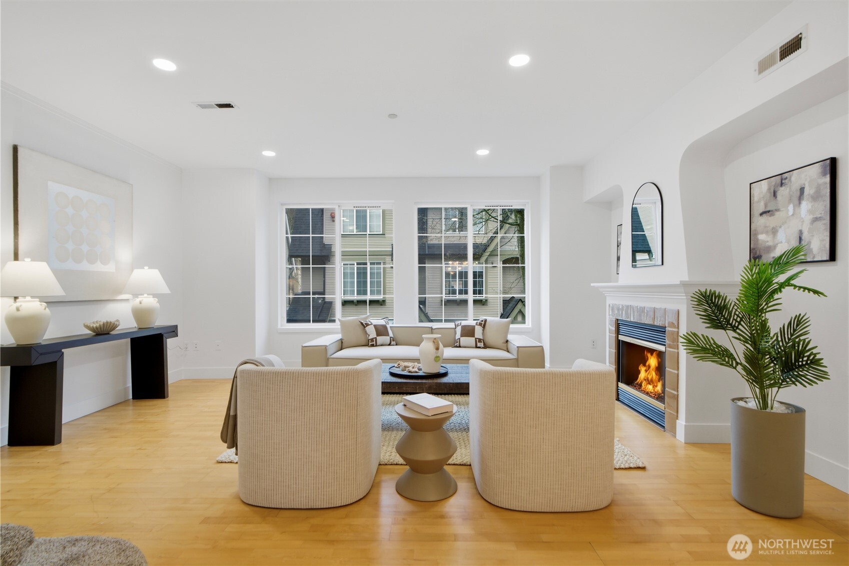 18275 NE 97th Way Unit: 103