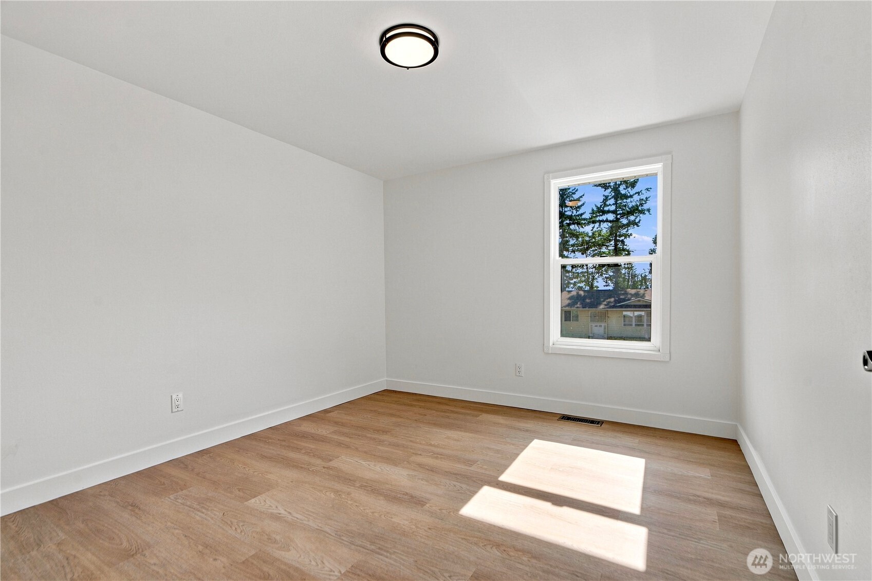 17219 NE 16th Place