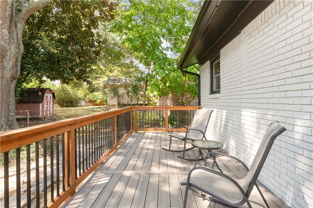 2200 Powers Ferry Drive SE