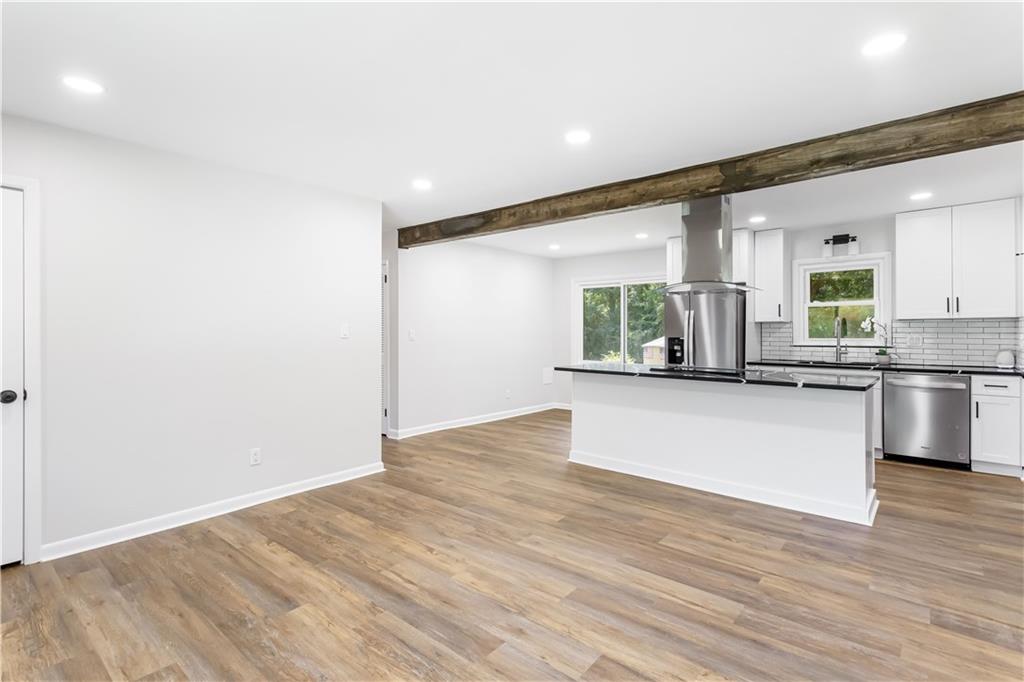 2200 Powers Ferry Drive SE