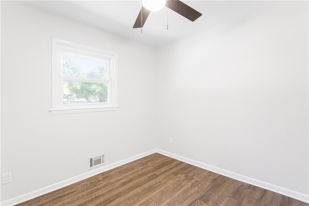 2200 Powers Ferry Drive SE