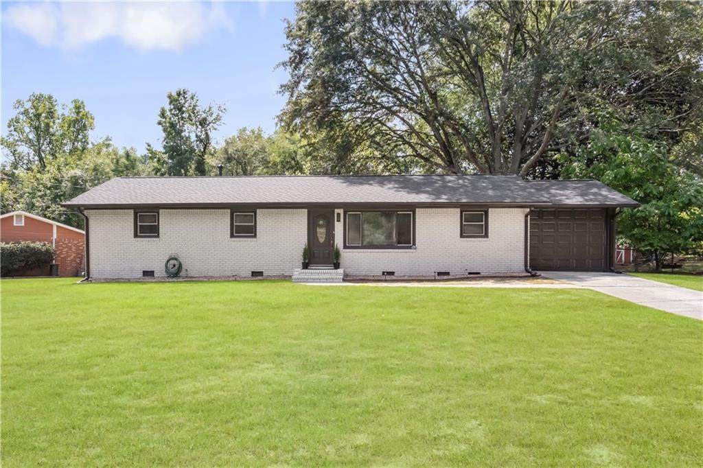 2200 Powers Ferry Drive SE