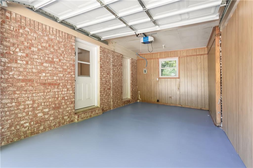 2200 Powers Ferry Drive SE