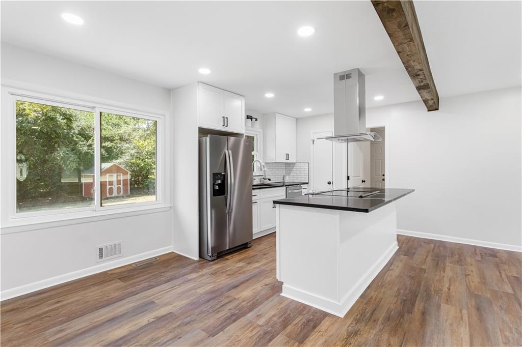 2200 Powers Ferry Drive SE