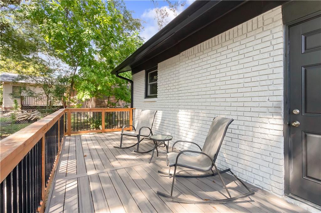 2200 Powers Ferry Drive SE