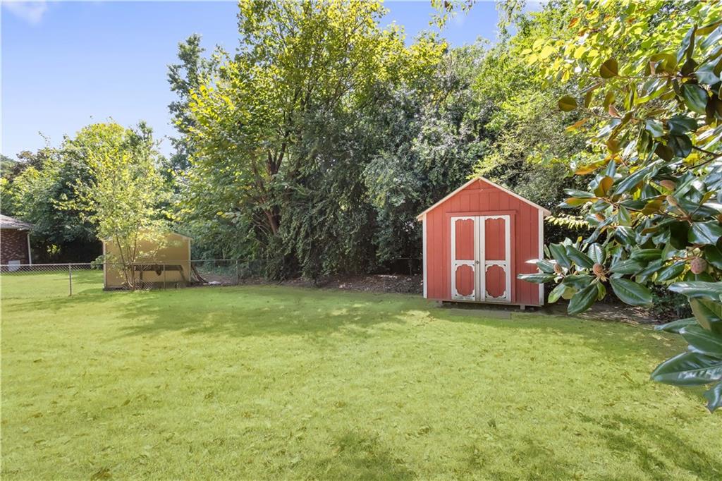 2200 Powers Ferry Drive SE