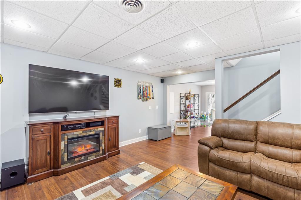 1236 Soaring Ridge