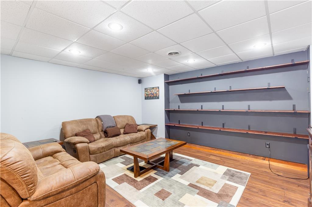 1236 Soaring Ridge