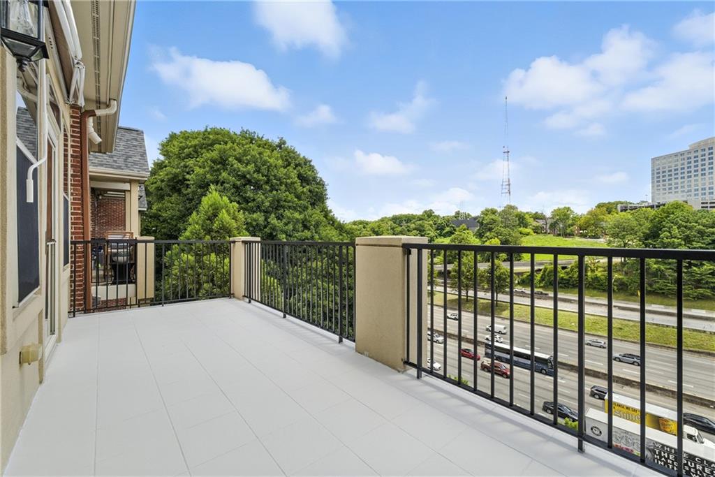 1735 Peachtree Street NE Unit 524