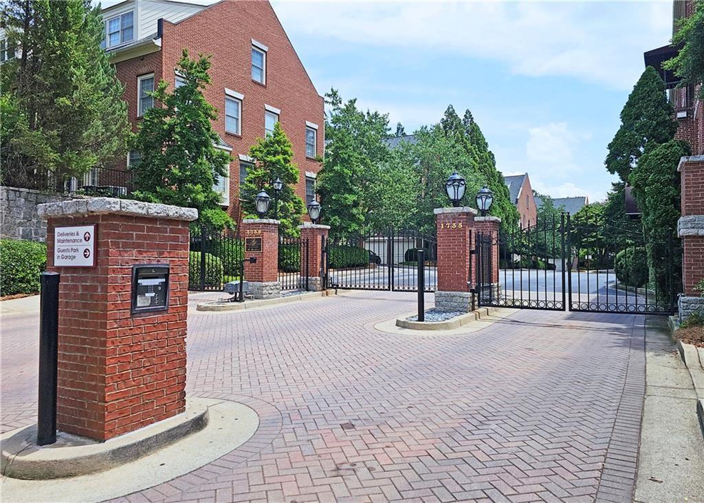1735 Peachtree Street NE Unit 524