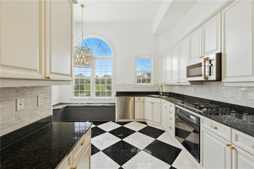 1735 Peachtree Street NE Unit 524