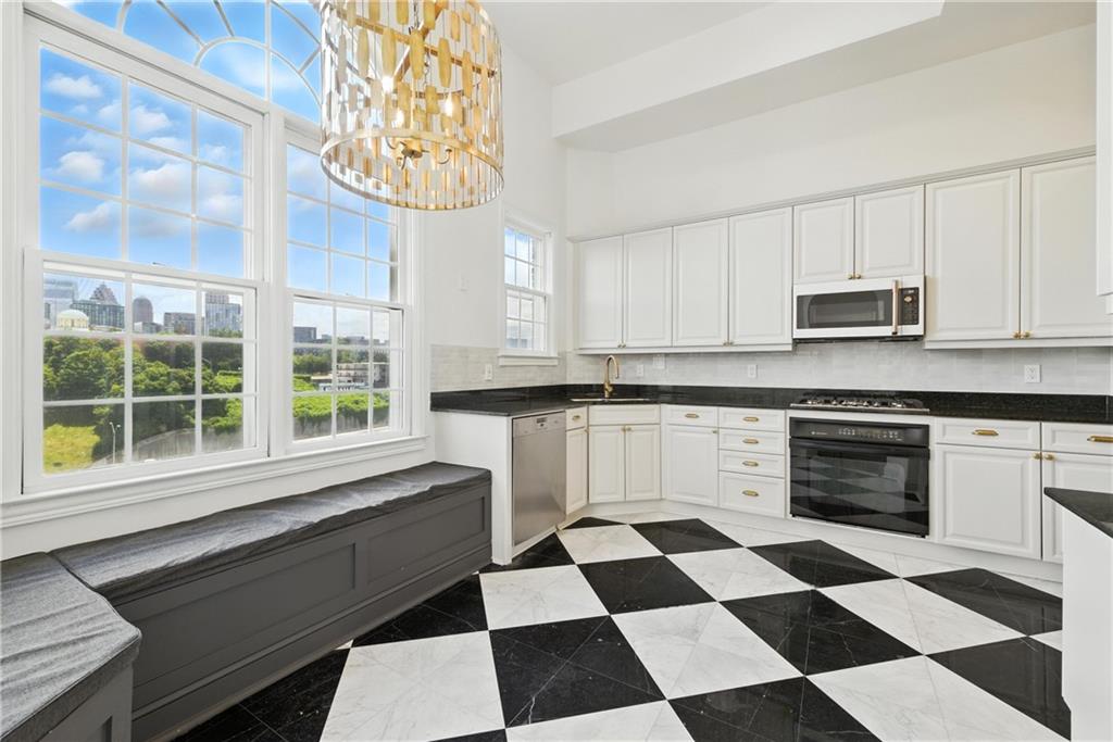 1735 Peachtree Street NE Unit 524