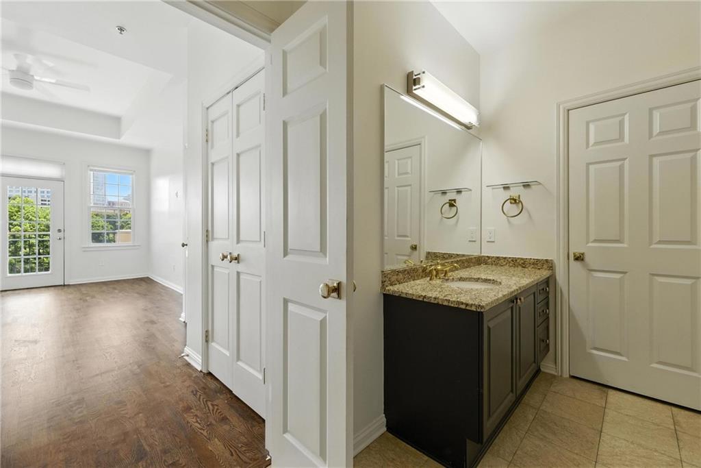 1735 Peachtree Street NE Unit 524