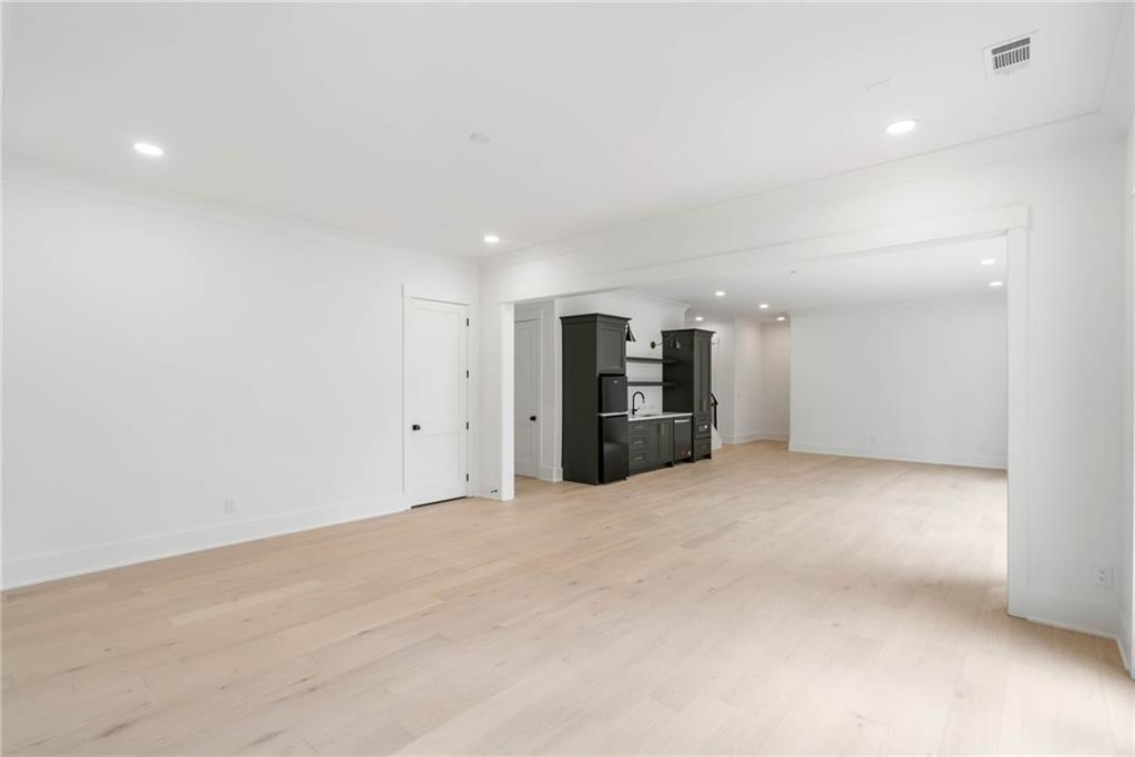 312 Meadow
