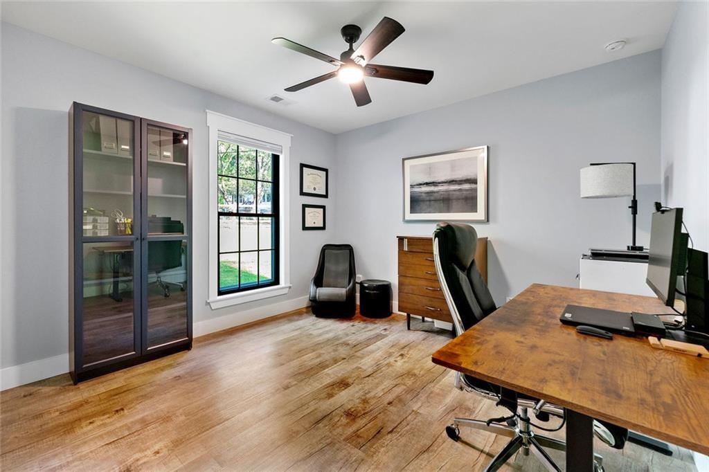 1921 Hazelwood Drive SE