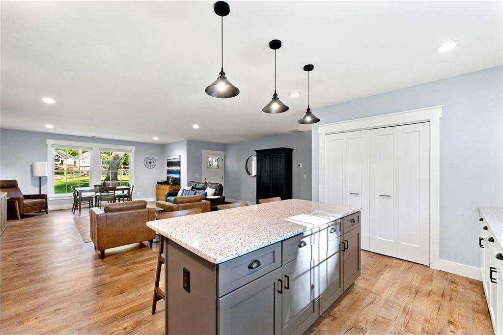 1921 Hazelwood Drive SE