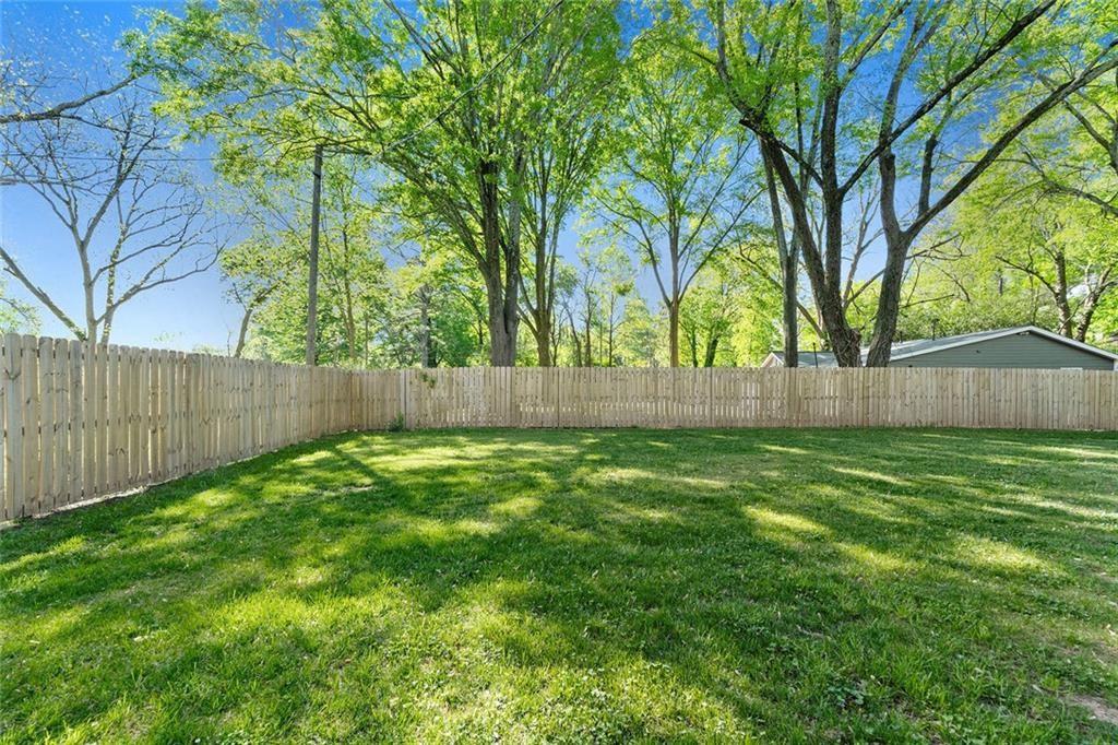 1921 Hazelwood Drive SE