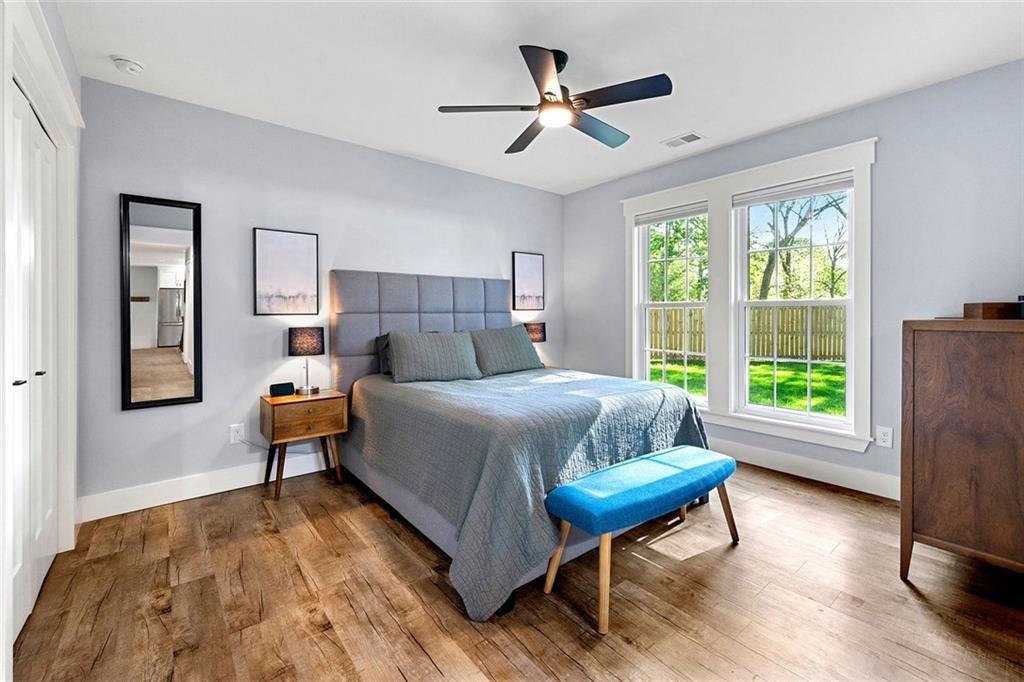 1921 Hazelwood Drive SE