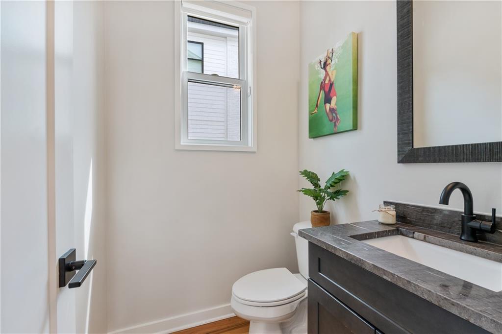 664B Timm Valley Road NE