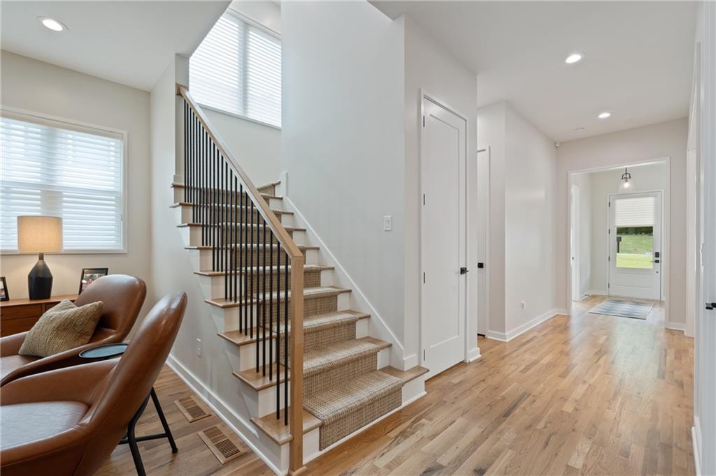 664B Timm Valley Road NE